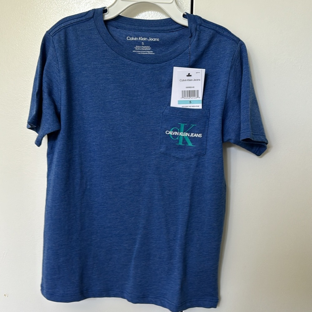 Calvin Klein tee shirt